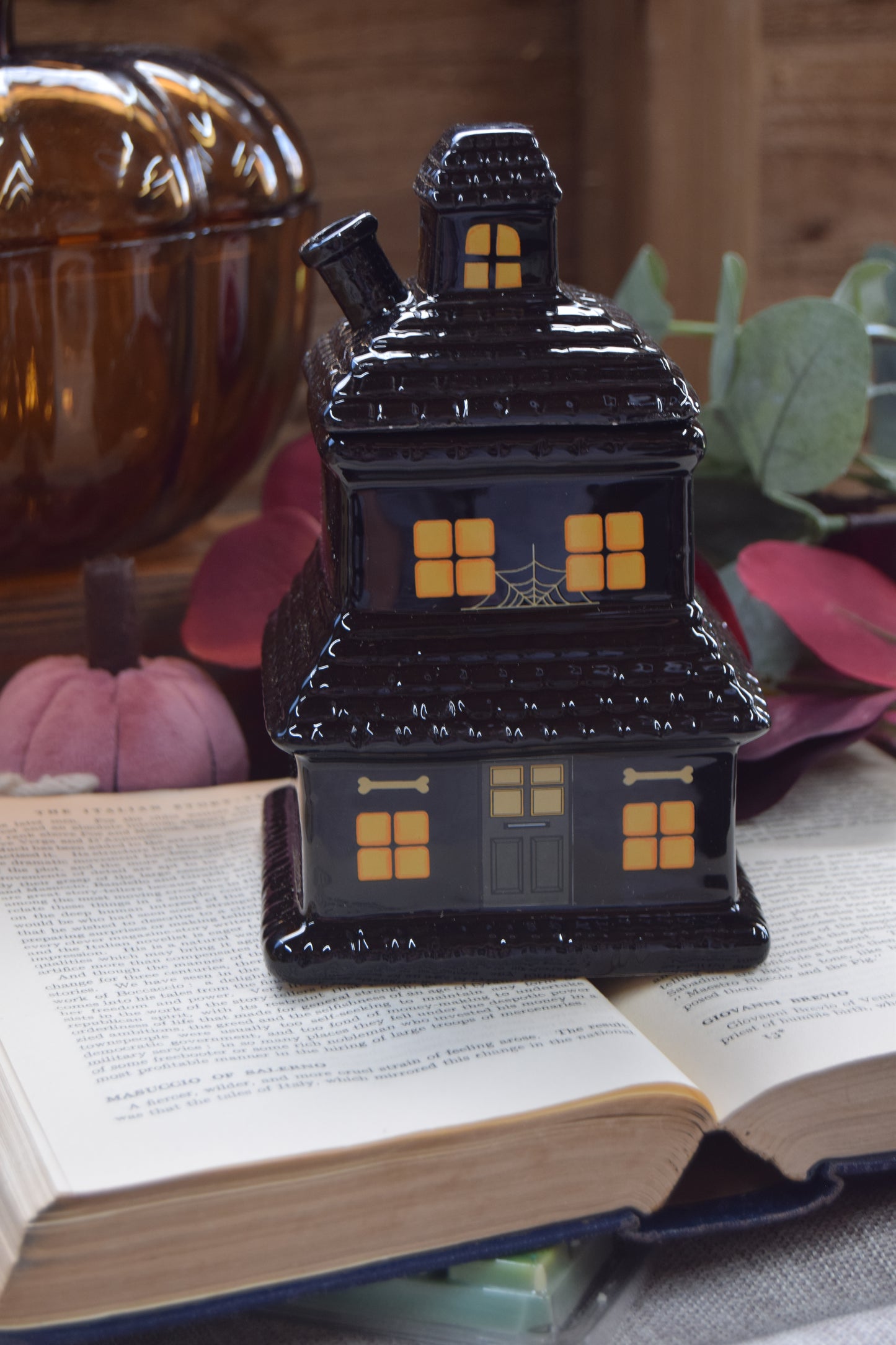 Haunted House Wax Burner