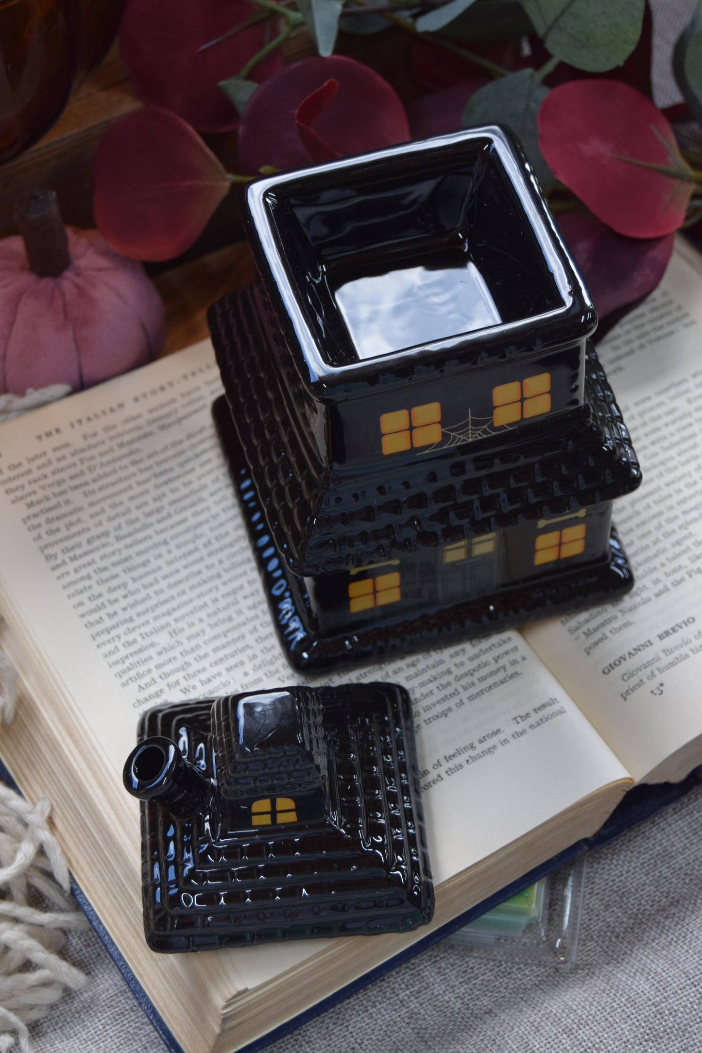 Haunted House Wax Burner