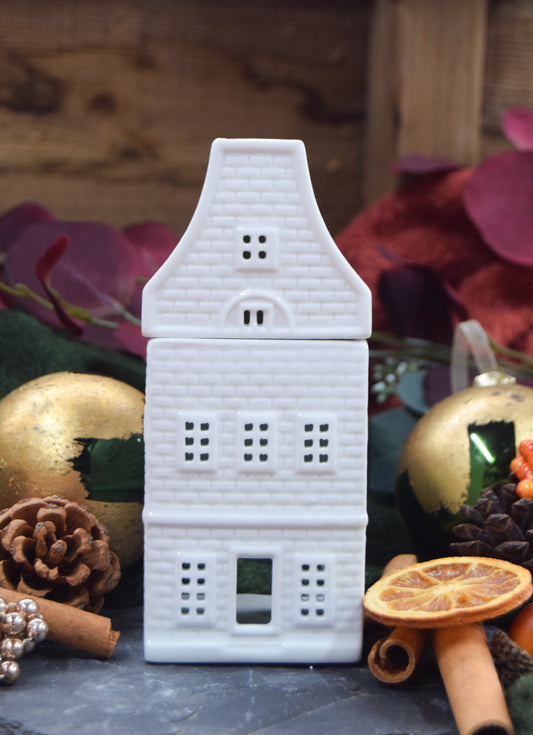 White Nordic House Wax Burner