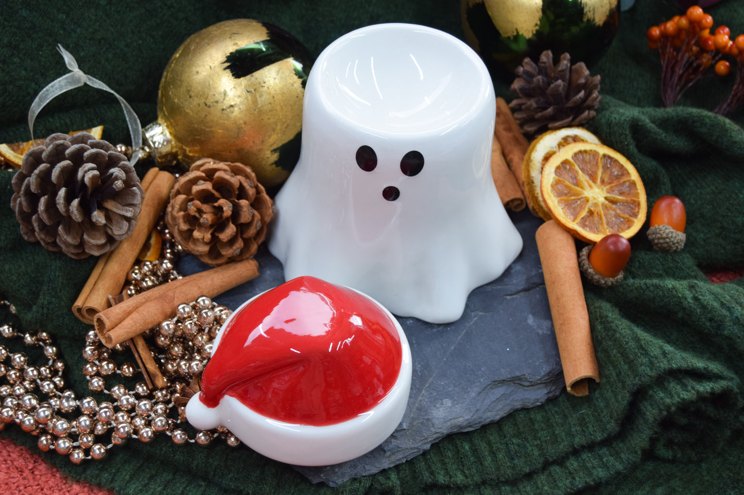 Ghost with Santa Hat Wax Burner